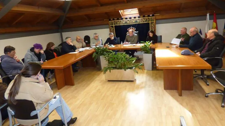 Los concejales en el Pleno de Voto. R.A: