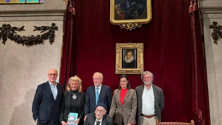 Presentaci&oacute;n de las poes&iacute;as de &Aacute;lvaro Pombo.