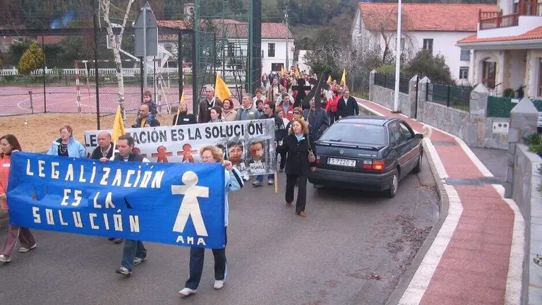 Movilizaci&oacute;n de los afectados por los derribos. R.A.