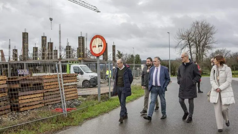 Las autoridades pol&iacute;ticas visitaron las obras en Escalante.