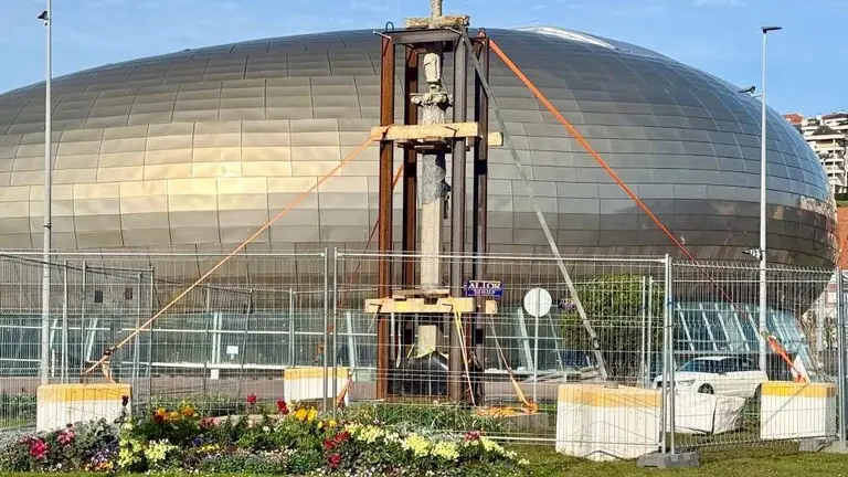 Obras en el Cruceiro en Santander.