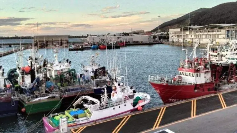 Puerto pesquero de Santo&ntilde;a. R.A.