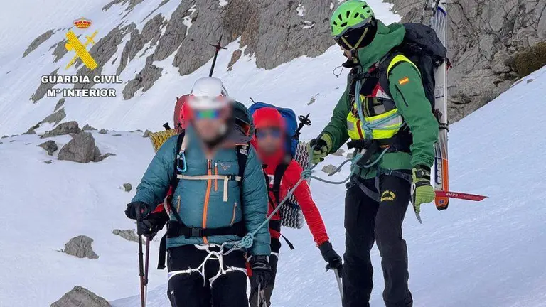 Un momento del rescate en Picos de Europa.