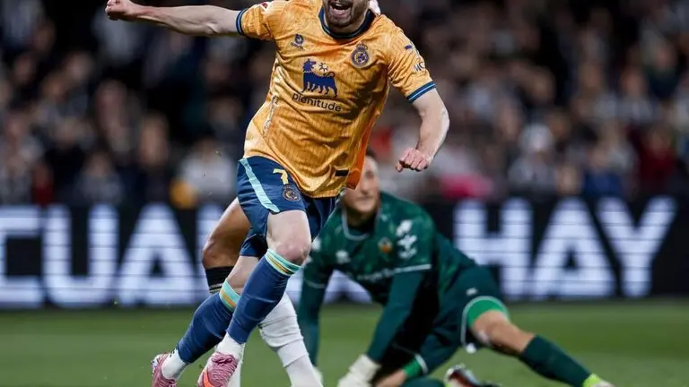 El Racing saca cuatro puntos al segundo clasificado.