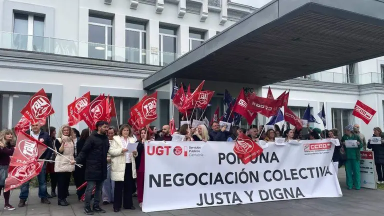 Concentraci&oacute;n del comit&eacute; de empresa de Santa Clotilde.