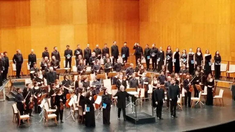 Jordi Savall con la orquesta.