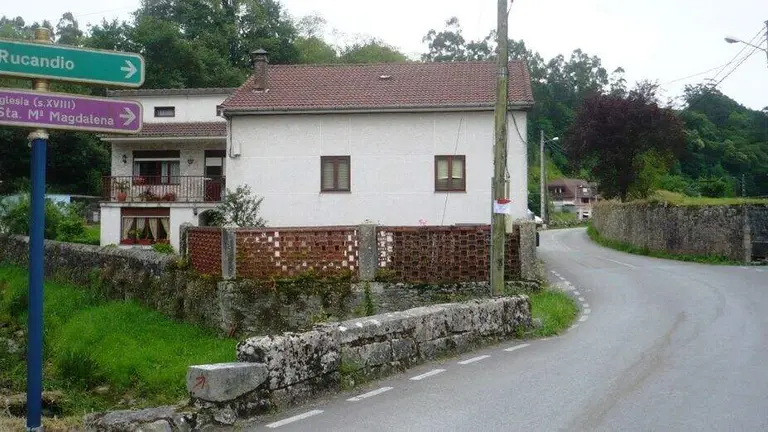 Carretera a Rucandio. R.A.