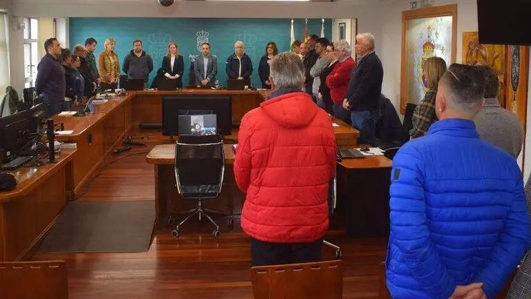 Minuto de silencio guardado en el Pleno de Pi&eacute;lagos.