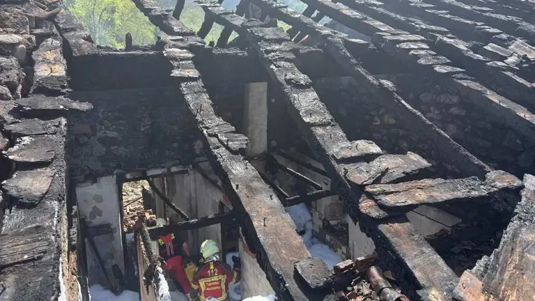 Incendio en Mazcuerras.