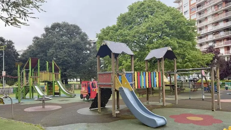 Parque infantil de la Alameda Miramar.