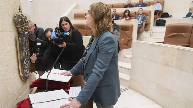 Toma de posesi&oacute;n de Ana Obreg&oacute;n.