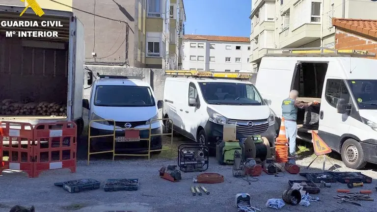 Furgonetas intervenidas.