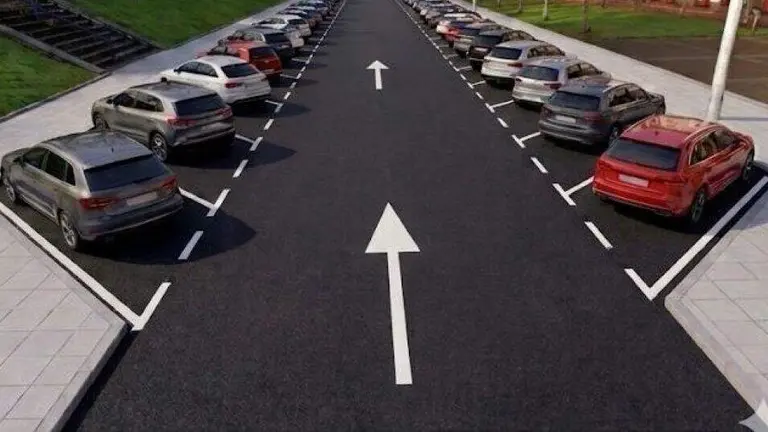 Zona de aparcamiento en El Alisal.