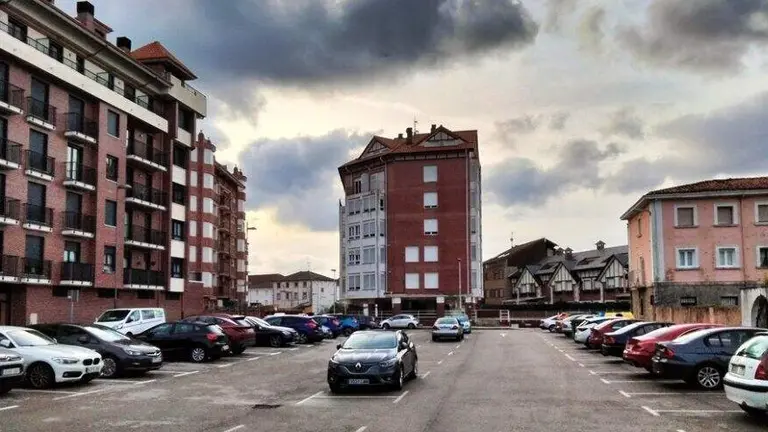 Futura ubicaci&oacute;n de las viviendas de alquiler asequible en Santo&ntilde;a. R.A.