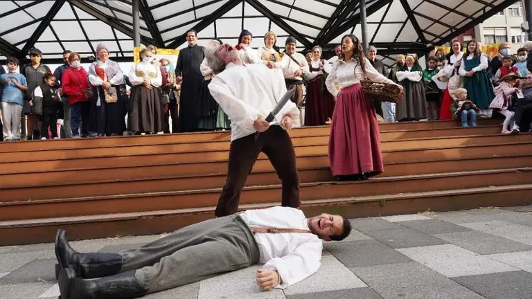 Representaci&oacute;n hist&oacute;rica en la Fiesta de Pedro Velarde.