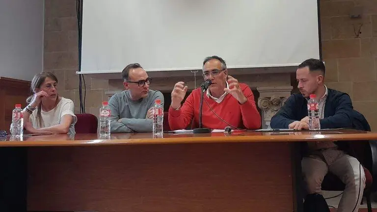 Asamblea comarcal en Reinosa.