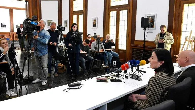 Rueda de prensa sobre el convenio entre el Ayuntamiento y el Racing.