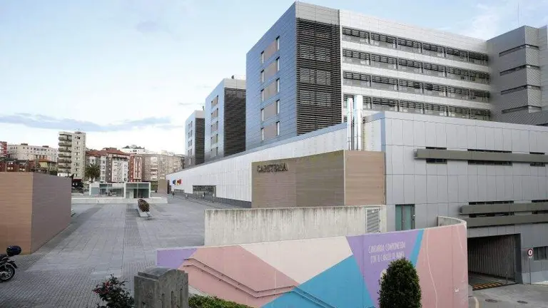 Hospital Universitario Marqu&eacute;s de Valdecilla.