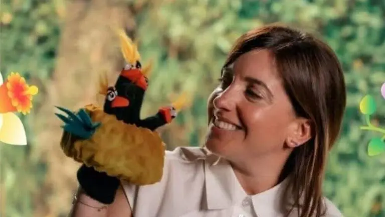 'P&aacute;jaros de papel'.
