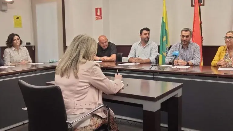 Un momento de la sesi&oacute;n plenaria en Ribamont&aacute;n al Monte. R.A.