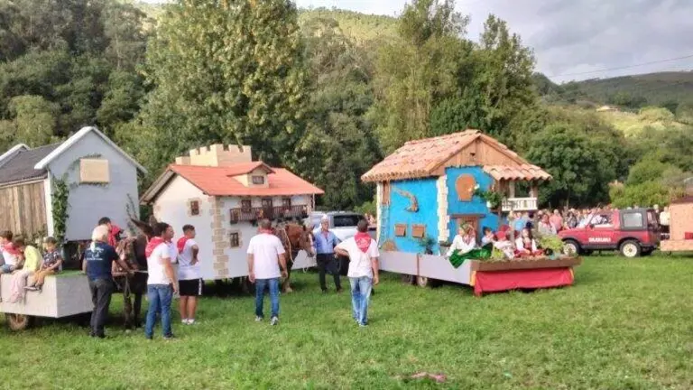 Fiestas en Lloreda, en Santa Mar&iacute;a de Cay&oacute;n. R.A.