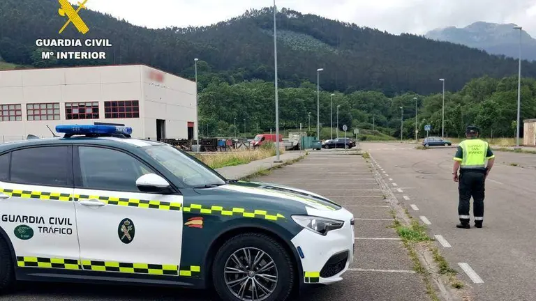 Agentes de la Guardia Civil.
