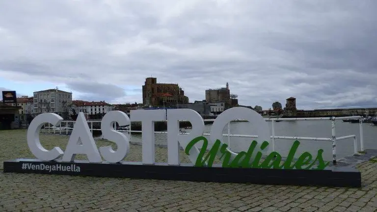 Castro Urdiales. R.A.