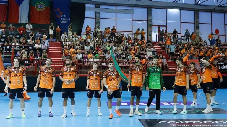 Equipo c&aacute;ntabro del Bathco.