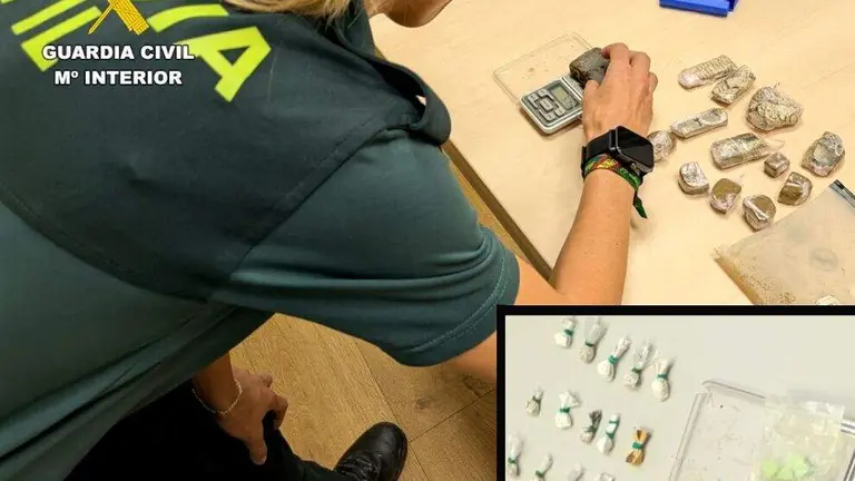 Droga intervenida en Laredo.