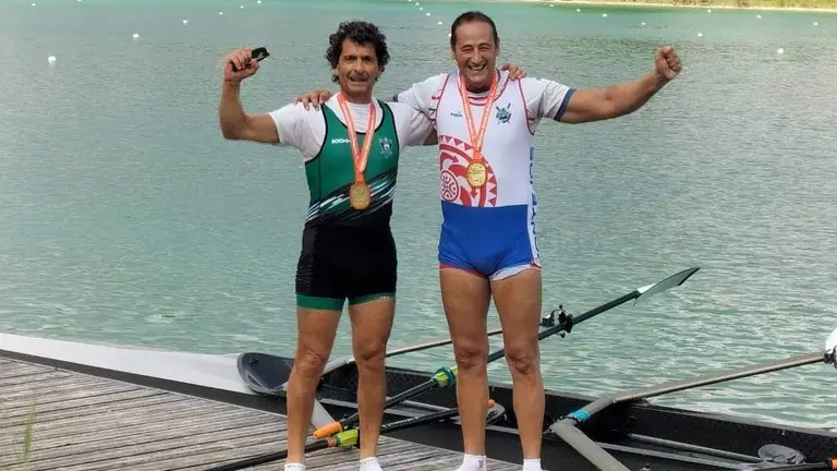 Roberto Llanos, a la derecha, y V&iacute;ctor Llorente.