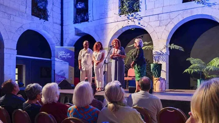 Los Caprichos musicales en Comillas.