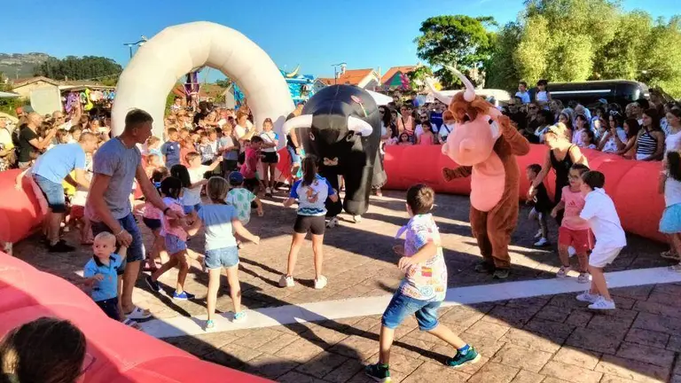 Encierro infantil en Argo&ntilde;os. R.A.