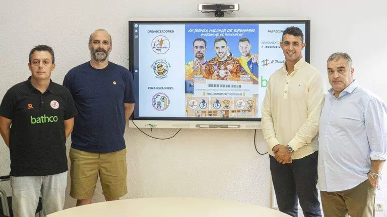 Presentaci&oacute;n del Torneo de Balonmano de Torrelavega.