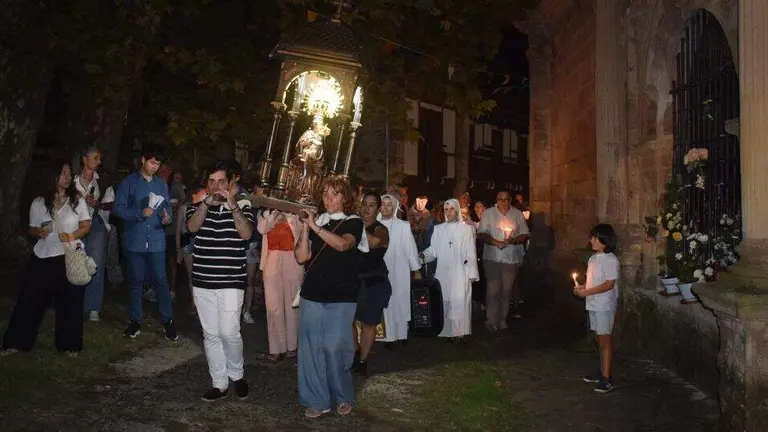 Procesi&oacute;n de la Luz en Pi&eacute;lagos.