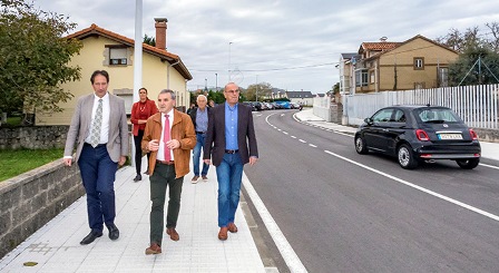 recorrido por la reurbanización de las calles de Santa Cruz de Bezana.