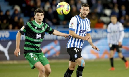 El Deportivo Alavés cortó la racha de los verdiblancos.