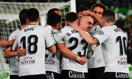 Los verdiblancos suman un punto más.