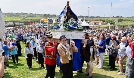 Procesión de la imagen.