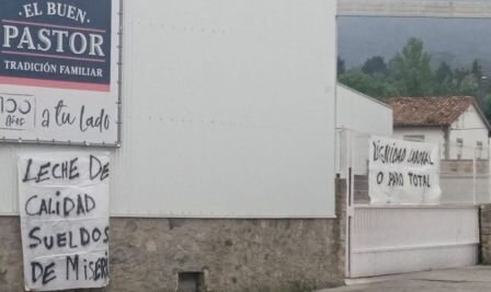 Mensajes en las instalaciones de la empresa.