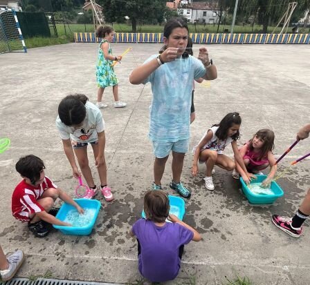 Talleres en las fiestas. Facebook