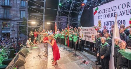 Un momento del pregón de las fiestas de la Virgen Grande.