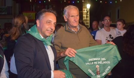 Numerosos vecinos acudieron al chupinazo.