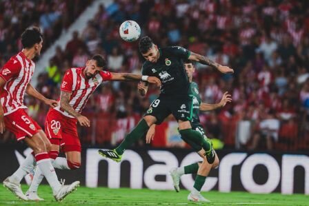 Los verdiblancos remontaron y se llevaron la victoria.