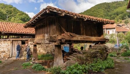 Vista del patrimonio en Pesaguero.
