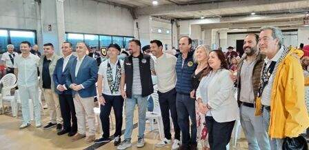 Autoridades asistentes al acto. R.A.