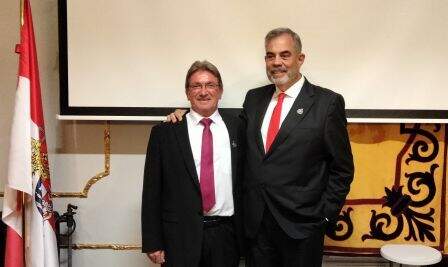 Jesús Ibáñez, a la izquierda, y Santiago Vega. R.A.