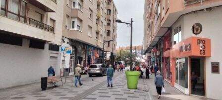 Calle Las Huertas, en Santoña. R.A.