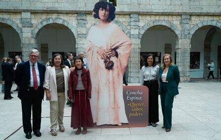 Muestra sobre la escritora Concha Espina.