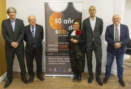 Exposición sobre 50 años del SAB.