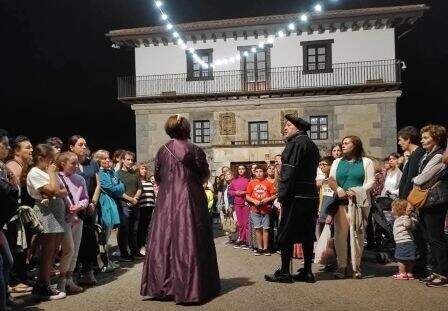 Ruta por el caso antiguo de Colindres.